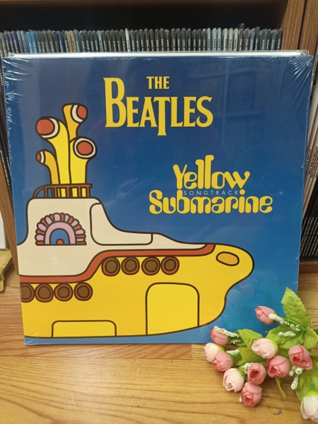 lp-the-beatles-yellow-submarine