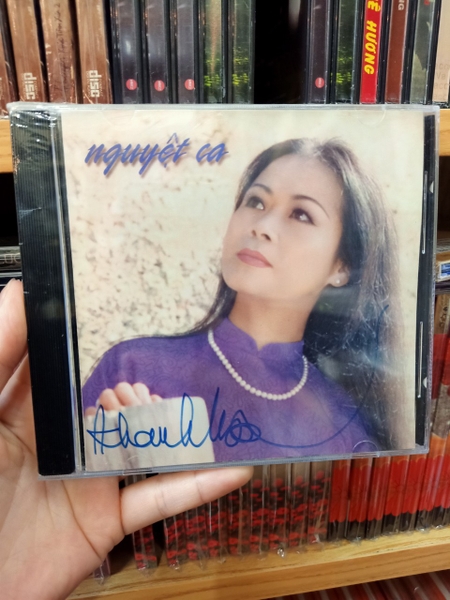 cd-nguyet-ca-khanh-ly-ban-dac-biet-co-chu-ky