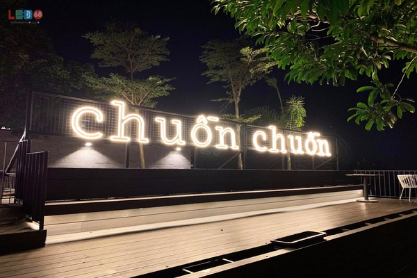 Điểm danh các mẫu biển quảng cáo đèn led phổ biến hiện nay
