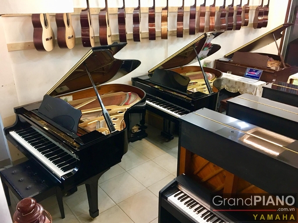 dan-piano-yamaha-c3