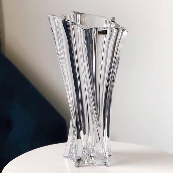 Lọ hoa Bohemia sao eo Yoko White 33cm