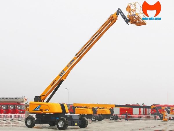 xe-nang-nguoi-boom-lift-34m-xcmg-xgs34