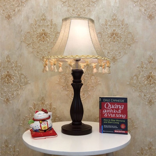 den-ban-hien-dai-lcc6006