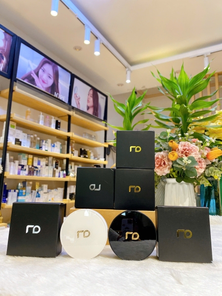 Phấn nước dành cho mọi loại da RENODERM Day Long BB Cream