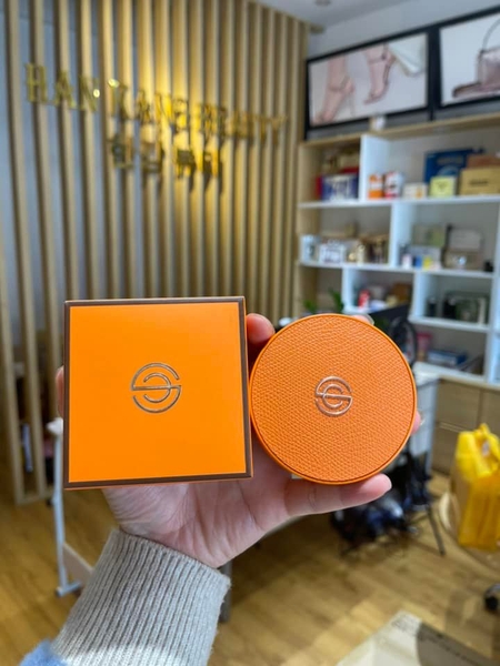 Phấn nước kiềm dầu, mịn mỏng, không dính DPC Pink Aura Hermes Cushion SA