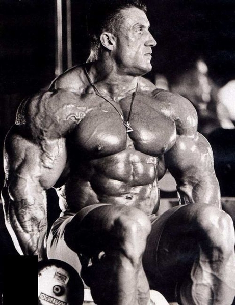 DORIAN YATES - TƯỢNG ĐÀI THỂ HÌNH THẾ GIỚI DORIAN YATES - TƯỢNG ĐÀI THỂ HÌNH THẾ GIỚI