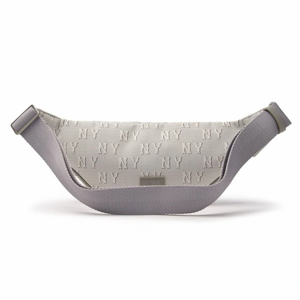 ★MLB Korea★ Classic Monogram Jacquard Hip Sack NY LCharcoa Túi MLB Korea Classic Mono Jacquard Hip Sack New York