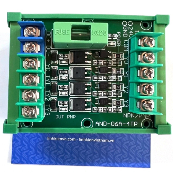 bo-mach-mosfet-pnp-4-kenh-24v-cho-plc-co-cai-thanh-ray-dieu-khien-van-dien-tu-ca