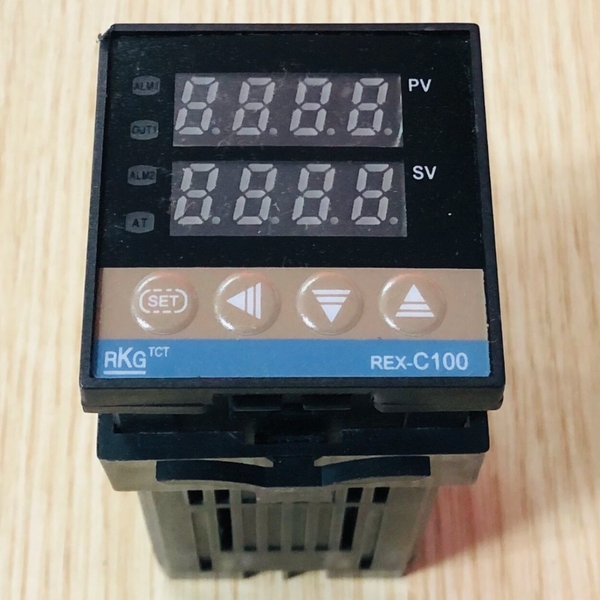 bo-dieu-khien-nhiet-do-rex-c100fk02-m-da-dau-ra-relay-dieu-khien-nhiet-do-rex-c1