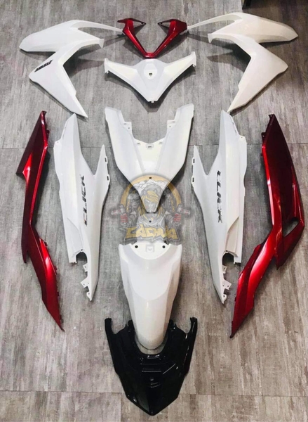 bo-nhua-dan-ao-vario-con-goi-la-honda-click-tai-viet-nam-co-bao-nhieu-doi