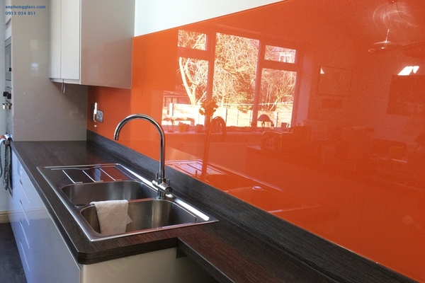 Kính bếp màu cam