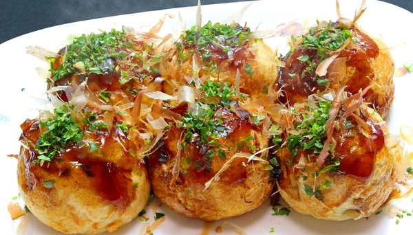 Cách làm bánh Takoyaki - Nguyên liệu làm bánh Takoyaki mua ở đâu?