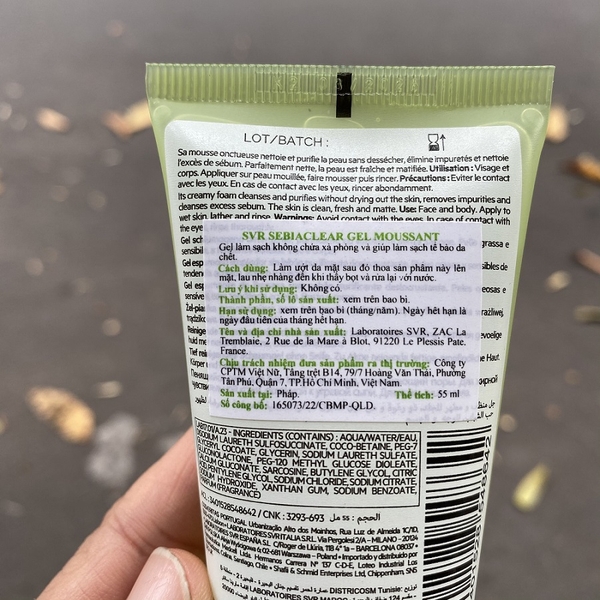 Sữa rửa mặt làm sạch và làm sạch tế bào chết không xà phòng SVR Sebiaclear Gel Moussant 200ml