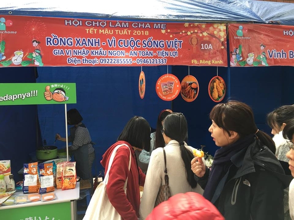 RONGXANHFOOD THAM DỰ HỘI CHỢ LÀM CHA MẸ XUÂN 2018