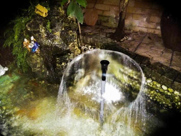 Ống phun nước dạng nấm