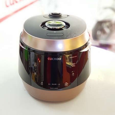 Nồi cơm áp suất điện tử cuckoo crp-qs1010fg