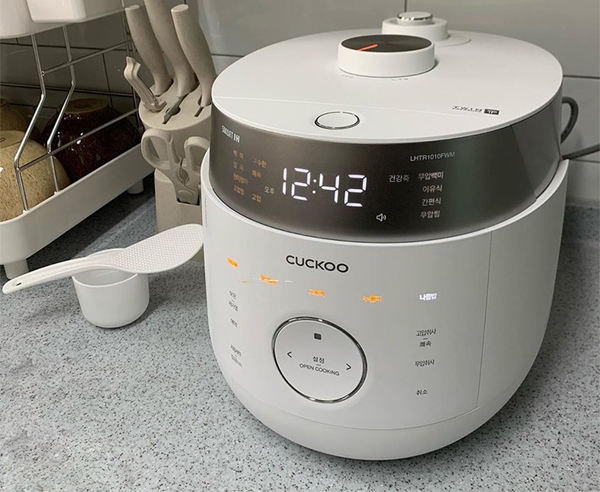 Nồi cơm điện cuckoo crp-lhtr1010fw
