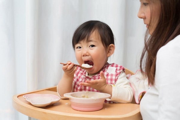 Phương pháp ăn dặm cho bé tốt nhất hiện nay