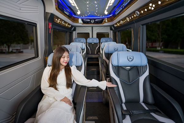 Thuê Xe Limousine Đi Sapa - An Toàn, Tiện Nghi, Sang Trọng 2025