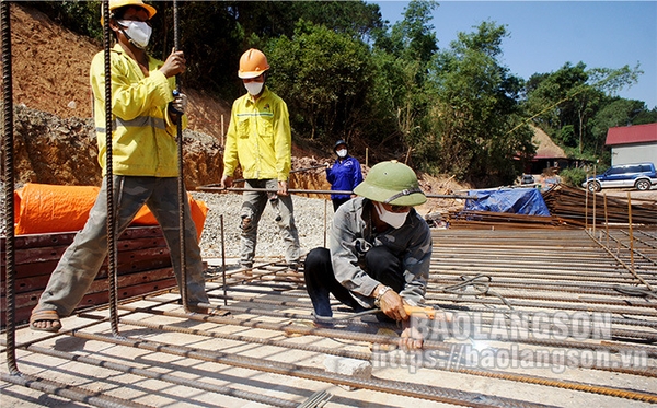 Lạng Sơn: Quan tâm, gỡ khó cho doanh nghiệp xây dựng trong bối cảnh giá vật liệu tăng cao