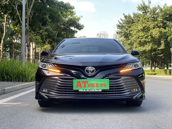 Toyota Camry 2.5 Q sx 2020 cá nhân, biển Hà nội