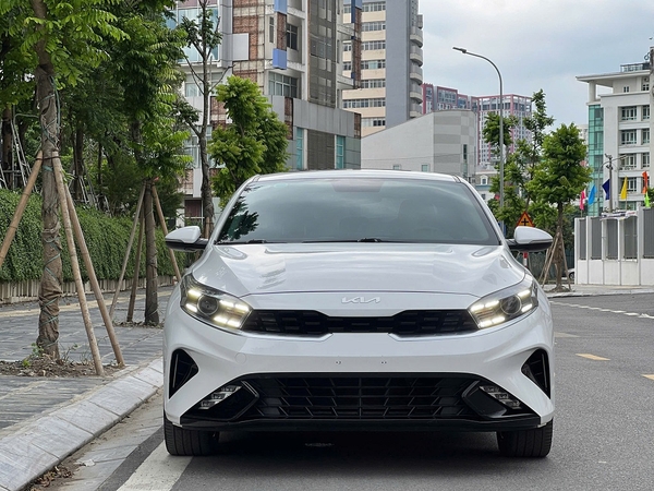 Kia k3 luxury 2023 màu trắng, một chủ từ mới