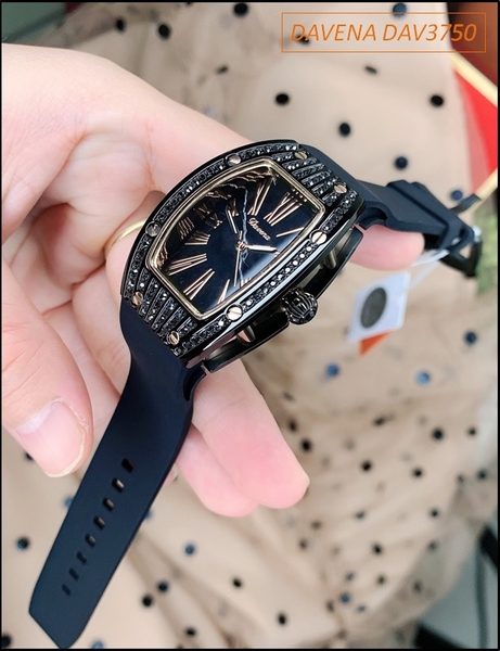 Đồng hồ Nữ Davena Mặt Oval Full Đen Dây Silicone Đá Swarovski