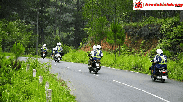 Top 5 mẫu xe 150cc đi phượt được đánh giá tốt nhất hiện nay 1 đi phượt có nên mua suzuki raider