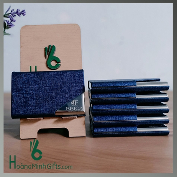 hop-namecard-kim-loai-phoi-da-cao-cap-khach-hang-erica