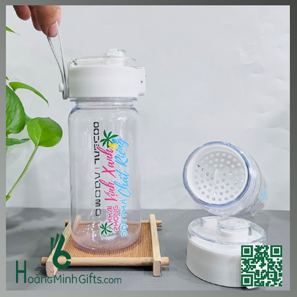 binh-nhua-in-logo-quang-cao-khach-hang-amoda