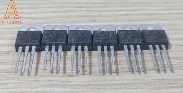 Triac BTA08-800B 8A 800V HK-434-4