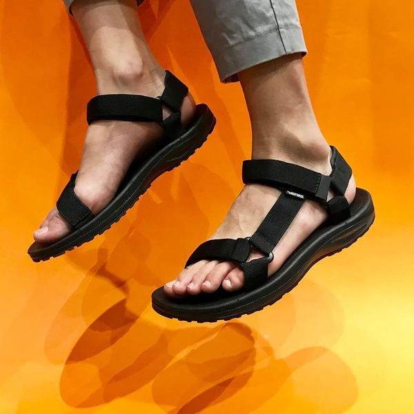 Giày sandal nam Vento rất đa dạng kiểu dáng phù hợp với từng form bàn chân khác nhau