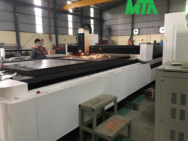 Cắt cnc sắt