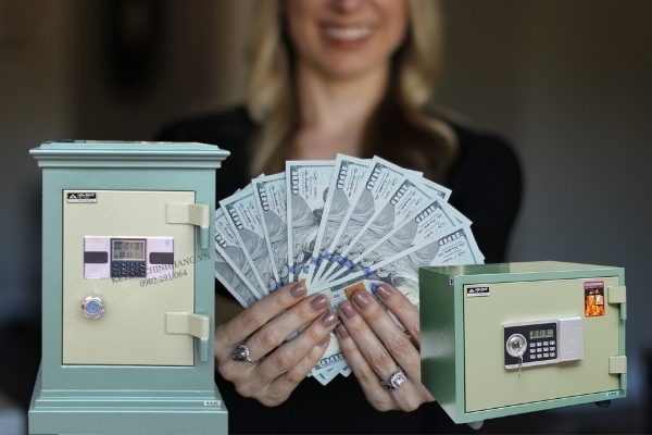 Két sắt điện tử dòng sản phẩm đáng tin dùng