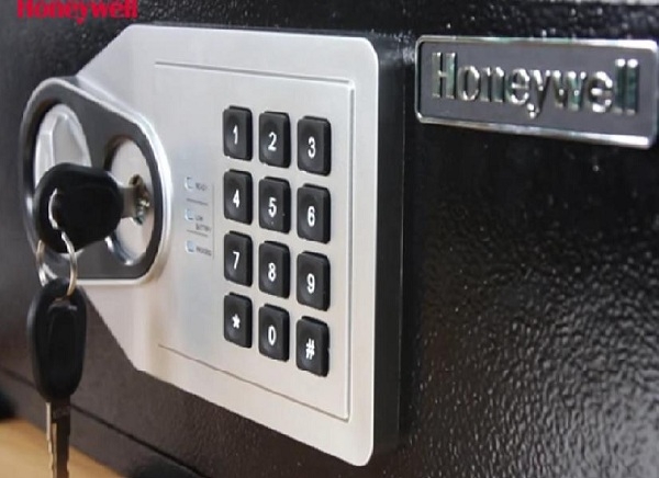 Két sắt honeywell 5705 sở hữu hệ thống khóa mã số điện tử hiện đại 