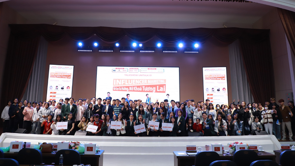 ĐỒNG HÀNH CÙNG SINH VIÊN YERSINUNI KHÁM PHÁ THẾ GIỚI INFLUENCER MARKETING