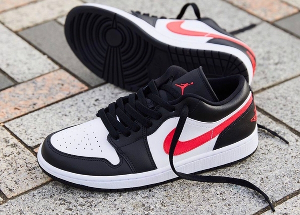 Jordan 1 Low Black Siren Red DC0774 004