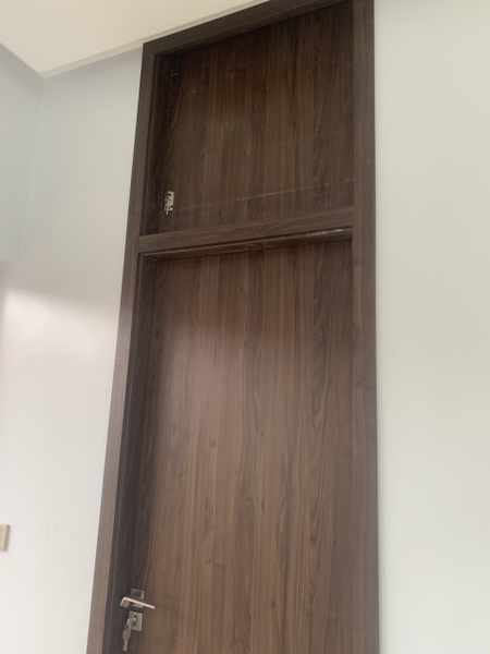 cửa gỗ nhựa composite lắp đặt tại thái nguyên