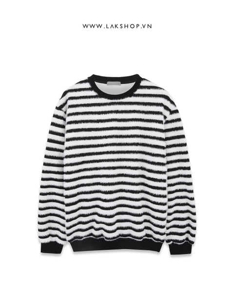 Oversized Striped Fur Sweatshirt cs2