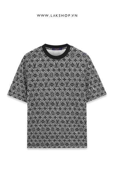 Loujs Vujtton Black Monogram T-Shirt  cx2