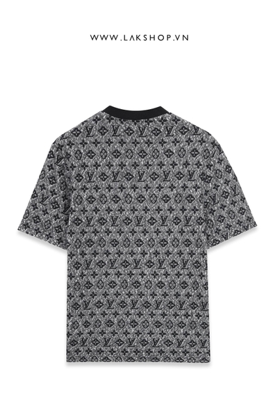 Loujs Vujtton Black Monogram T-Shirt  cx2