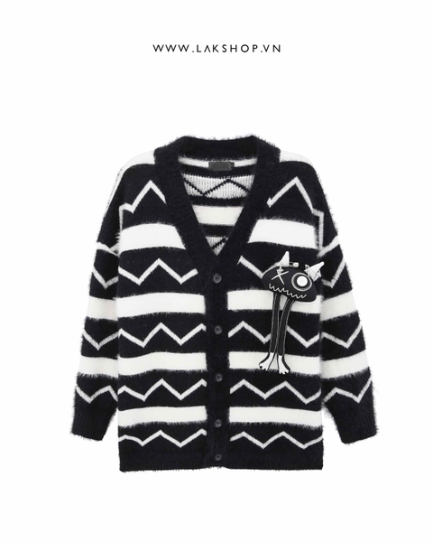 Oversized Black & White Ziczac with Bear Cardigan cs2