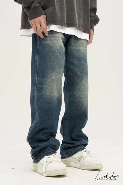 Blue Wide-Leg Distressed Jeans cs2