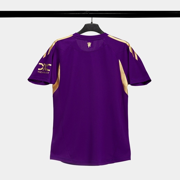 quần áo bóng đá Manchester United strivend 2025 màu tím