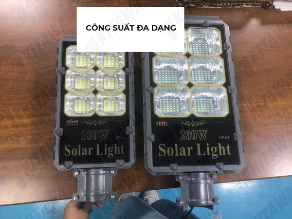 Đèn đường năng lượng mặt trời KITAWA 300W BC10300