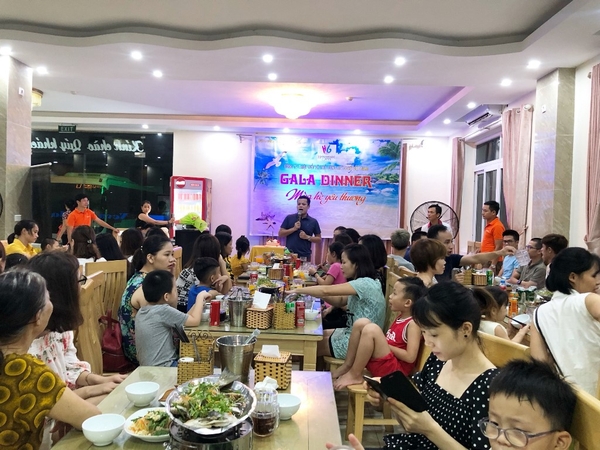 thiệp giấy cắt laser