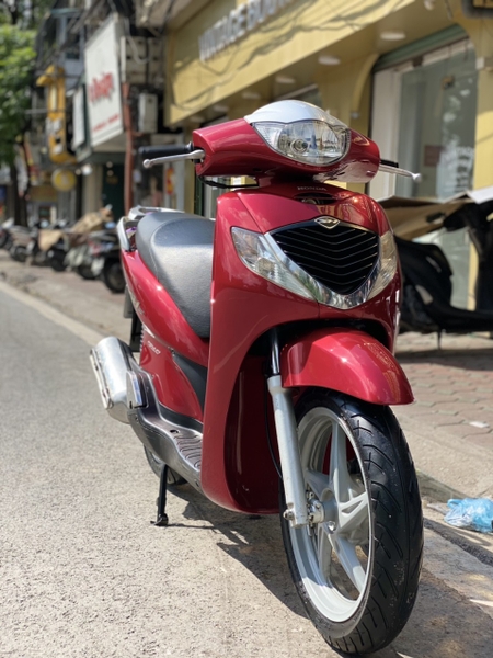 Honda SH 150i nhập chạy 13 năm rao bán giá rẻ giật mình