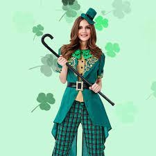 Trang phục ngày lễ Patrick xanh lá cây dành cho nữ