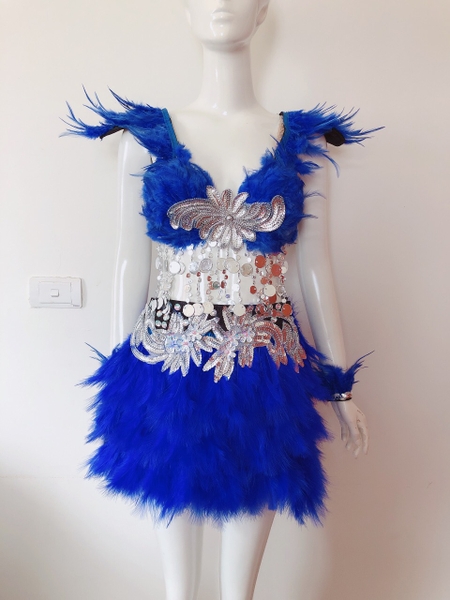 Váy Carnival lông vũ màu xanh dương