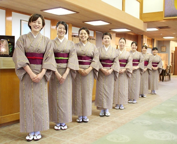 Trang phục nhà hàng Nhật Bản áo Kimono